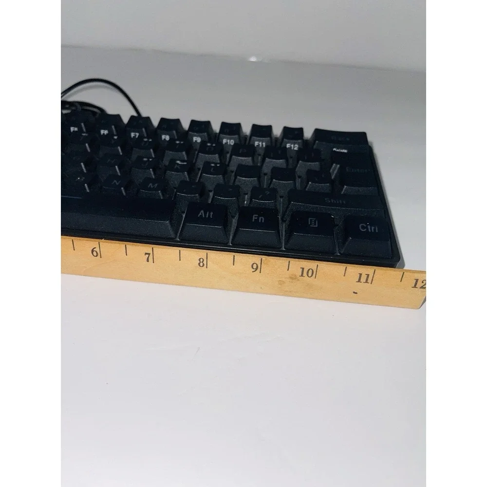 Snpurdiri 60% Wired Gaming Keyboard, RGB Backlit Ultra-Compact Mini Keyboard KM5